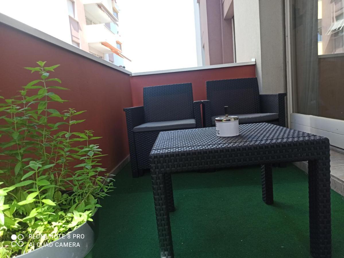 Super Appartement Avec Terasse Bischheim Bagian luar foto
